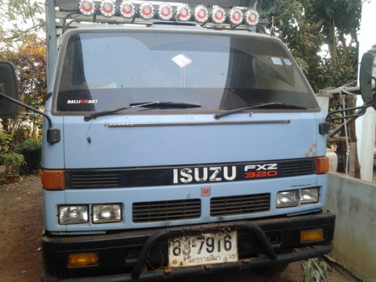 ขาย 6ล้อ ISUZU 145 เครื่อง6BB1 145แรง แห้งๆ ไม่ไอ ไม่หลวม เกียร์Rocky พ.พาวเวอร์ ช่วงล่างปึ๊ก ใหญ่ Fหน้า-หลัง คัสซีสวยไม่ผุ ไม่ดาม ยาง8.25 ดี 6เส้น กระบะเหล็กคอกเหล็กทั้งลูก ยาว4.3ม. ต่อใหม่ไม่นาน วางหัวNPR ภายในดี คอนโซลครบ หัวไม่ผุ เอกสารถูกต้อง พร้อมใช