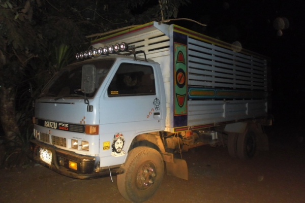 ขาย 6ล้อ ISUZU 145 เครื่อง6BB1 145แรง แห้งๆ ไม่ไอ ไม่หลวม เกียร์Rocky พ.พาวเวอร์ ช่วงล่างปึ๊ก ใหญ่ Fหน้า-หลัง คัสซีสวยไม่ผุ ไม่ดาม ยาง8.25 ดี 6เส้น กระบะเหล็กคอกเหล็กทั้งลูก ยาว4.3ม. ต่อใหม่ไม่นาน วางหัวNPR ภายในดี คอนโซลครบ หัวไม่ผุ เอกสารถูกต้อง พร้อมใช