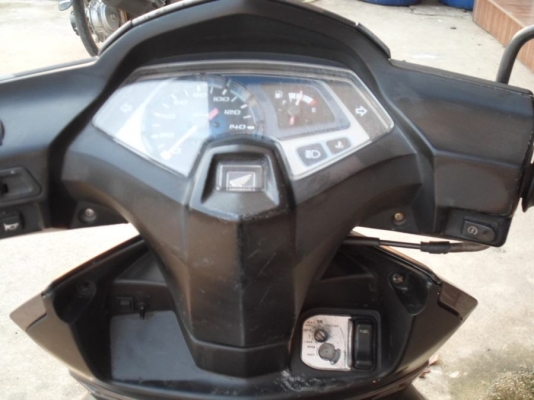 ขาย Wave 125 R กุญแจใหญ่ ภาษีไม่ขาดต่อ เครื่องเดิมๆแน่ๆ ราคา 17,000 ต่อรองได้