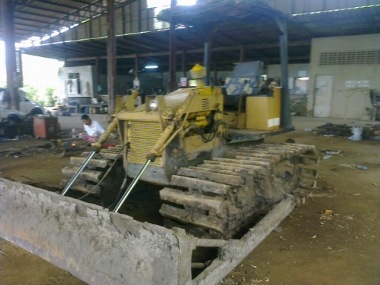 ขายรถแทรคเตอร์ MITSUBISHI  BD2G แผ่นตีนเป็ดสภาพสวยพร้อมใช้รถทำงานทุกวัน