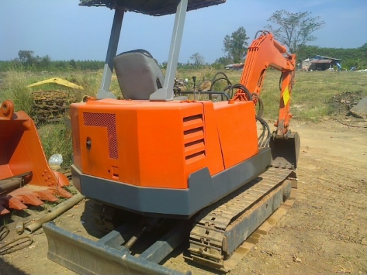 ขายรถแบคโฮHITACHI 30รถสวยพร้อมใช้มากๆๆซื้อไปไม่ผิดหวังทำงานได้ลุย ขายรถแบคโฮHITACHI 30รถสวยพร้อมใช้มากๆๆซื้อไปไม่ผิดหวังทำงานได้ลุย