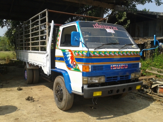 ขายหกล้ออีซูซุสวยๆเลยครับ