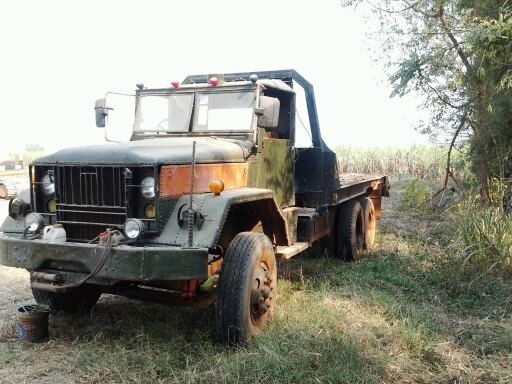 ขายด่วน..รถสิบล้อ STIE  เครื่องนิสสัน ยูดี UD260 turbo รถสวย สุดคลาสสิก ใส่ CAT320D ได้ดี มีทะเบียนครบ.