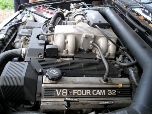 ขาย nissan BIGM 4 ประตู เครื่อง V8