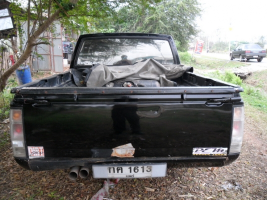 ขาย nissan BIGM 4 ประตู เครื่อง V8