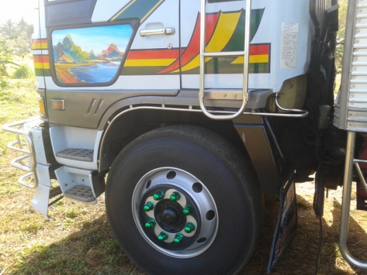 ขายรถบรรทุกสิบล้อห้องเย็น