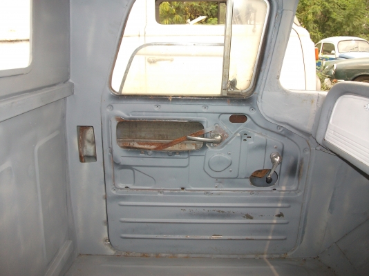 ขายแลกอาปาเช่ 60 ปะผุเรียบร้อย (แถมต่างจังหวัดช่วยค่ารถยกครึ่งหนึ่ง-ในกรุงเทพฟรีครับ) ของแถมเยอะครับ (ไม่มีเบาะ-ไม่คัสซี-ไม่มีกระจกหน้าหลังครับ) ตามรูปครับ