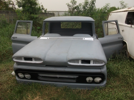 ขายแลกอาปาเช่ 60 ปะผุเรียบร้อย (แถมต่างจังหวัดช่วยค่ารถยกครึ่งหนึ่ง-ในกรุงเทพฟรีครับ) ของแถมเยอะครับ (ไม่มีเบาะ-ไม่คัสซี-ไม่มีกระจกหน้าหลังครับ) ตามรูปครับ