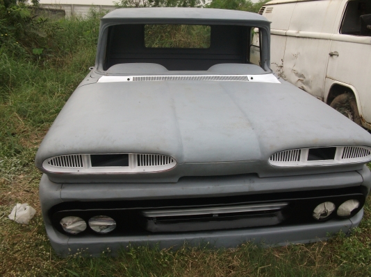 ขายแลกอาปาเช่ 60 ปะผุเรียบร้อย (แถมต่างจังหวัดช่วยค่ารถยกครึ่งหนึ่ง-ในกรุงเทพฟรีครับ) ของแถมเยอะครับ (ไม่มีเบาะ-ไม่คัสซี-ไม่มีกระจกหน้าหลังครับ) ตามรูปครับ