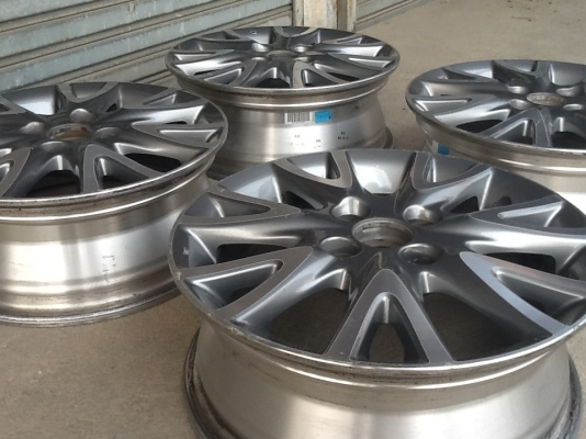 ขายแม็กขอบ 15 4รู100  ครบชุด 4วง