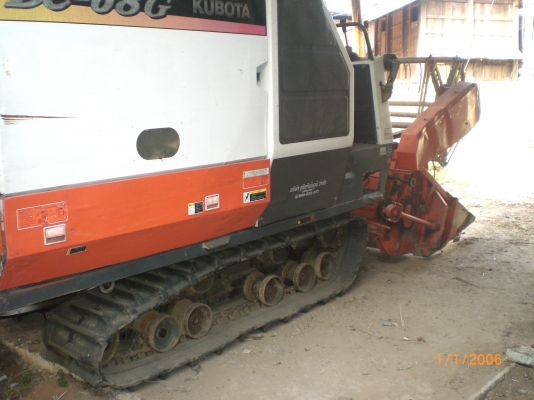 ขายรถเกี่ยวข้าว คูโบต้า ขายรถเกี่ยวข้าว คูโบต้า