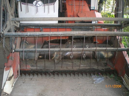 ขายรถเกี่ยวข้าว คูโบต้า