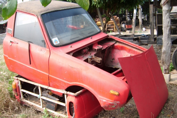 ขายหัวเก๋ง กระบะ มาสด้า 1000 ตามสภาพ ผุนิด นิด