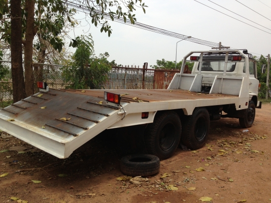 HINO KT920 - 168 HP EH700 รถหางปลาสิบล้อเพลาเดียว ใช้ลาก PC 200 ได้เลยครับ เครื่องแรงดีมาก หัวเก๋งสีสันสวยไม่มีผุเลย พวงมาลัยเพาเวอร์ ช่วงล่างแน่นคัชซีสวยไม่มีแตกบวม ยางสภาพดีพร้อมลากพร้อมบรรทุกได้เลย เอกสารทะเบียนครบพร้อมโอน ราคาต่อรองได้ครับ