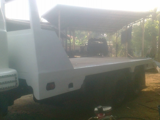 HINO KT920 - 168 HP EH700 รถหางปลาสิบล้อเพลาเดียว ใช้ลาก PC 200 ได้เลยครับ เครื่องแรงดีมาก หัวเก๋งสีสันสวยไม่มีผุเลย พวงมาลัยเพาเวอร์ ช่วงล่างแน่นคัชซีสวยไม่มีแตกบวม ยางสภาพดีพร้อมลากพร้อมบรรทุกได้เลย เอกสารทะเบียนครบพร้อมโอน ราคาต่อรองได้ครับ