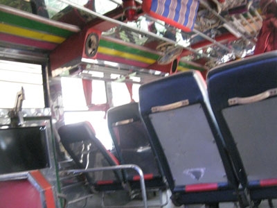 ขายด่วนรถทัวร์ Benz หกล้อ ยาว 12 m 48 ที่นั่ง มีสองคันครับ พร้อมใช้ Tel.088-4501277 ขายด่วนรถทัวร์ Benz หกล้อ ยาว 12 m 48 ที่นั่ง มีสองคันครับ พร้อมใช้ Tel.088-4501277