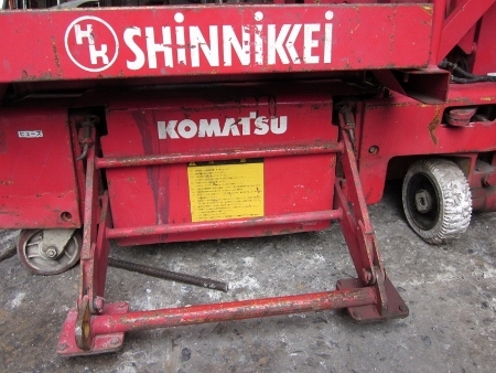 ขาย-Robot ดูดกระจก ยี่ห้อ KOMATSU ใช้สำหรับงานติดตั้งกระจก