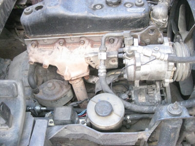 ขาย Isuzu NKR เครื่อง 4JG2 ขนาด 100 แรง กระบะเหล็กเปิด 3 ด้าน โทร 088-4501277