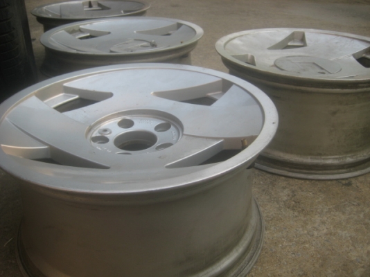 ขายล้อแม็กเคลเลนเนอร์สปอร์ตแท้ๆเยอรมันลายยอดฮิตของ BMW สวยๆ