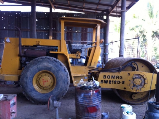 BOMAG BW212D-2
