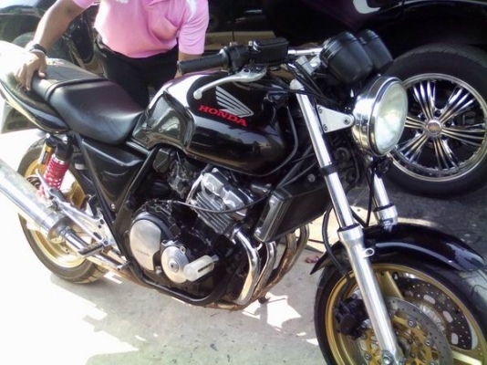 ขายCB400 ปี93 อินวอย+สรรพสามิต 65,000 รถอยู่สุรินทร์ครับ