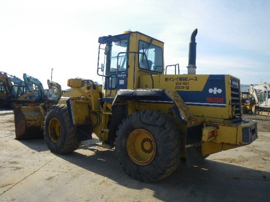 WA300-1-31056 รถตักKOMATSUจากญี่ปุ่นครับถึงไทยเร็วๆนี้ครับ