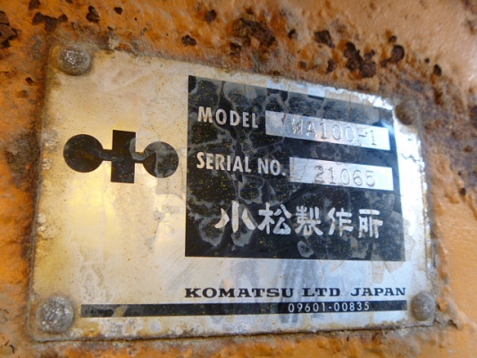 ขายรถตัก KOMATSU  WA100-1 สภาพสวยมากๆ เหมือนได้ใหม่ นำเข้าจากนอก 100\% ไม่มีการใช้งานในไทยแน่นอนค่ะ สนใจติดต่อเจี๊ยบได้เลยค่ะโทร 087-33102548ค่ะ