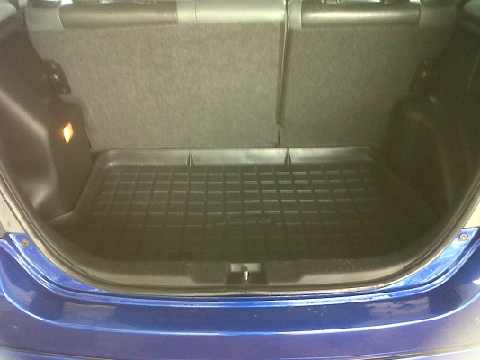 ขายรถสวยพร้อมใช้งาน เล่มทะเบียนพร้อม สวยสุดในรุ่นครับ ขายรถสวยพร้อมใช้งาน เล่มทะเบียนพร้อม สวยสุดในรุ่นครับ