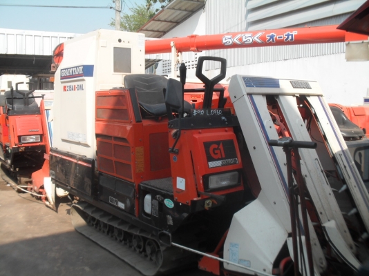 ขายรถเกี่ยวข้าว คูโบต้า RX215AG หายห่วงเรื่องแรงงงาน