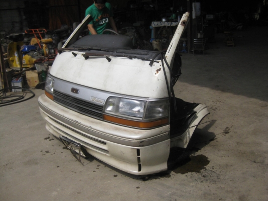 แผงหน้าตัดTOYOTA HIAEC(หัวจรวจ)