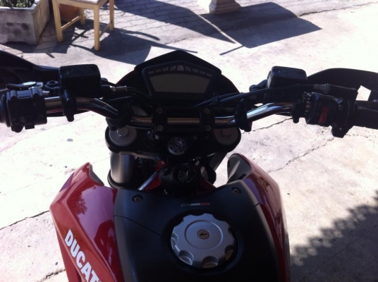 DUCATI Hypermotard 796  INV.+สพม. ปี 2010 มีกุญแจ2+card  359,000- ด่วนเลย!!!!