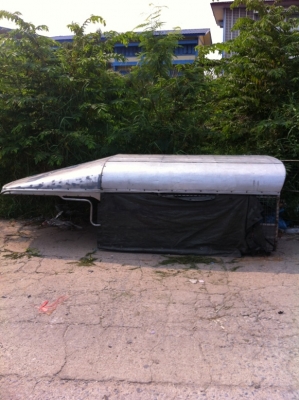 หลังคาสแตนเลสใส่กับอีสุมังกรราคา 2500 บาท