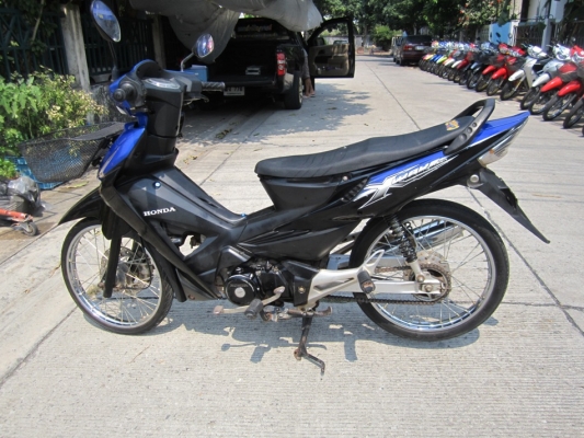 ขายด่วนwave x100ปี52ปลายปีเครื่องดีเดิมๆทะเบียนพร้อมโอน