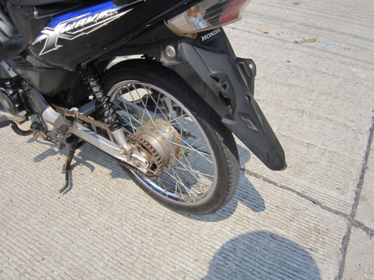 ขายด่วนwave x100ปี52ปลายปีเครื่องดีเดิมๆทะเบียนพร้อมโอน