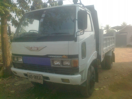 HINO KM310 เครื่องใหม่ JO5C 145 HP หกล้อดั๊มพ์ หัวเก๋ง HINO FB 117 เครื่องแน่นแรงดี หัวเก๋งบางสวยภายในคอนโซลสวยครบ พวงมาลัยเพาเวอร์ มีเบรคทริ๊ปฟี้ครบครัน กระบะดั๊มพ์เหล็ก 4 ตันยาว 3.50 เมตร ช่วงล่างใหญ่ติด F หน้าหลังครบแล้ว เอกสารทะเบียนครบถูกต้องพร้อมโอน