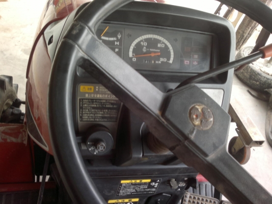 ขายรถไถแบบนั่งขับเก่าญี่ปุ่น 2 เพลา 4 WDยี่ห้อ มิตซูบิชิรุ่น MTX 225 ขนาด 23แรงม้าเป็นรุ่นใหม่สภาพสวยพร้อมใช้งาน ขายรถไถแบบนั่งขับเก่าญี่ปุ่น 2 เพลา 4 WDยี่ห้อ มิตซูบิชิรุ่น MTX 225 ขนาด 23แรงม้าเป็นรุ่นใหม่สภาพสวยพร้อมใช้งาน