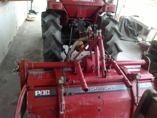 ขายรถไถแบบนั่งขับเก่าญี่ปุ่น 2 เพลา 4 WDยี่ห้อ มิตซูบิชิรุ่น MTX 225 ขนาด 23แรงม้าเป็นรุ่นใหม่สภาพสวยพร้อมใช้งาน ขายรถไถแบบนั่งขับเก่าญี่ปุ่น 2 เพลา 4 WDยี่ห้อ มิตซูบิชิรุ่น MTX 225 ขนาด 23แรงม้าเป็นรุ่นใหม่สภาพสวยพร้อมใช้งาน