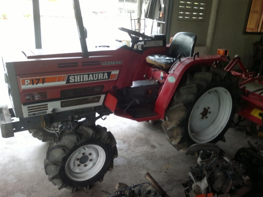 ขายรถไถแบบนั่งขับเก่าญี่ปุ่น 2เพลา 4WDยี่ห้อ shibaura รุ่นP17F สเปเชี่ยว  ขนาด 17แรงม้าสภาพสวยพร้อมใช้งาน