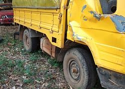 ขาย 4 ล้อกลาง DYNA 200