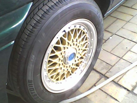 ขายford mondeoวางเครื่องtoyota4e-fe1600ติดgas lpgถ้งใหม่ปลอดภัย 66000บ.