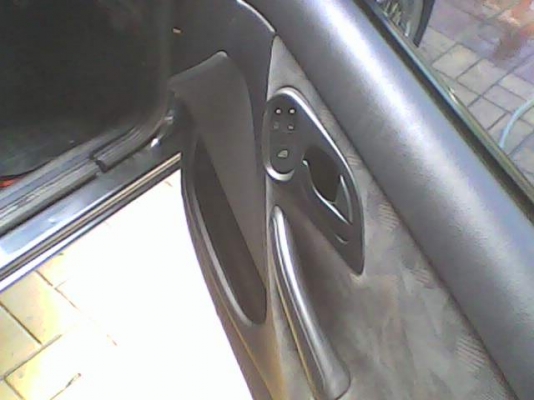 ขายford mondeoวางเครื่องtoyota4e-fe1600ติดgas lpgถ้งใหม่ปลอดภัย 66000บ.