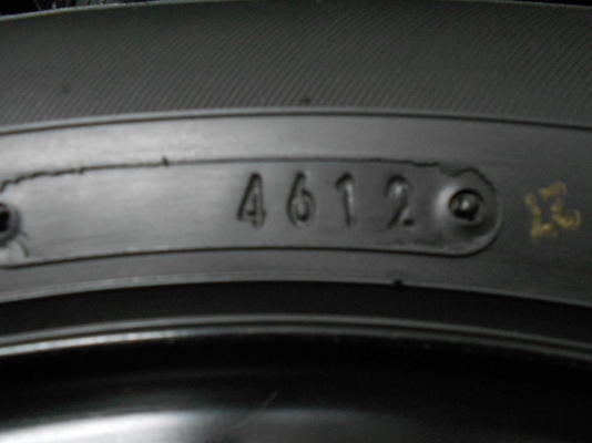 ขายล้อกระทะพร้อมยาง 165/65/14 ปี 12