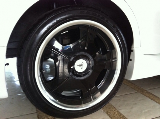 ขาย Cube สวยๆเนียนๆสักคันครับ 600,000 บาทไทยครับ