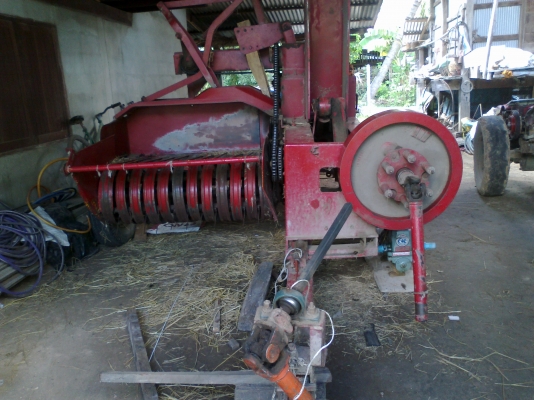 ขายเครื่องอัดฟาง