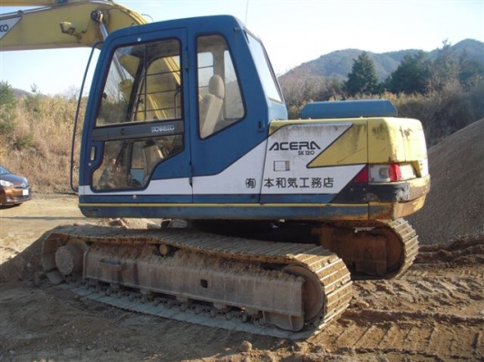 SK120-1-09992KOBELCOตอนนี้รถจอดอยู่ที่(CSนวนคร)ครับ