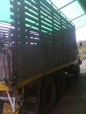 ขายกระบะไม้สภาพสวยราคาถูก