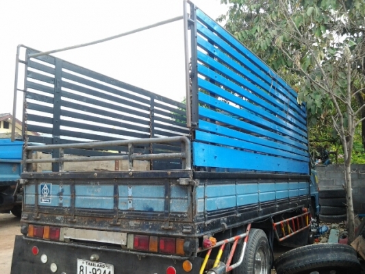 ขายด่วน NPR 115แท้ สภาพสวย พร้อมโอน!!!