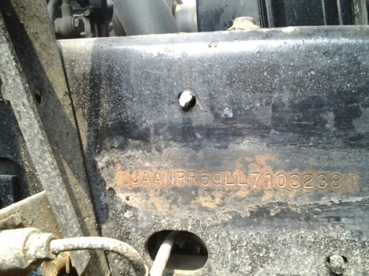 ขายด่วน NPR 115แท้ สภาพสวย พร้อมโอน!!!