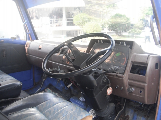 ขายรถน้ำ 6 ล้อ KM777 สภาพพร้อมใช้งาน 365,000 บาท