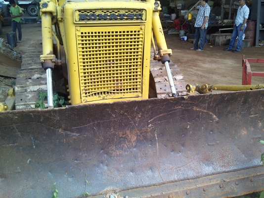 KOMATSU D50A-15 KOMATSU D50A-15